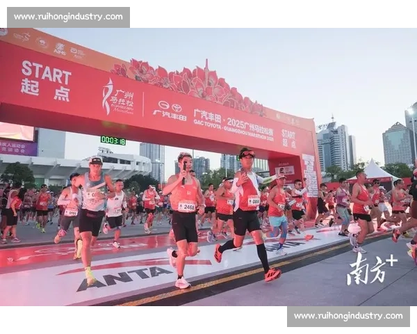 2025 天津马拉松落幕：3.3 万跑者燃动津城，报名数创新高