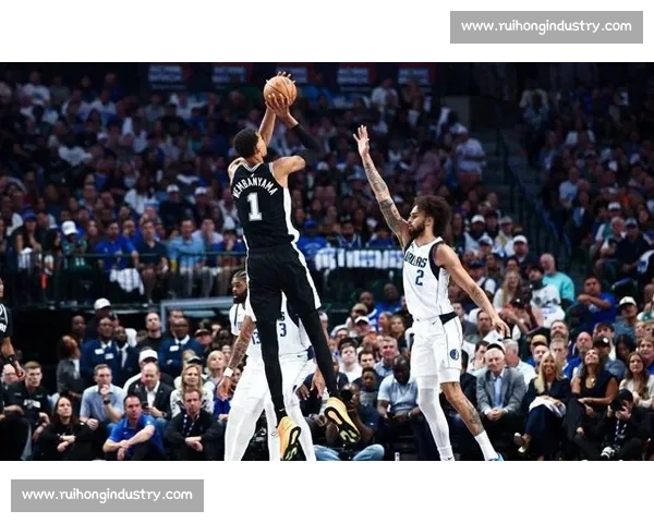 33+13+6!文班亚马锁周最佳,创 NBA 历史纪录 33+13+6!文班亚马锁周最佳,创 NBA 历史纪录